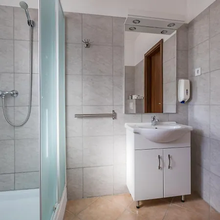 Bordoma Falusi Vendeghaz Penzion Balatonszolos