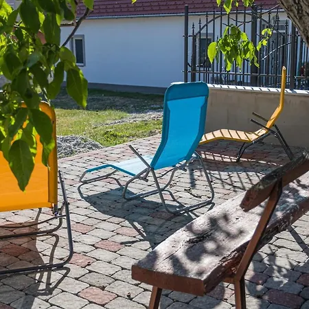 Bordoma Falusi Vendeghaz * Balatonszolos